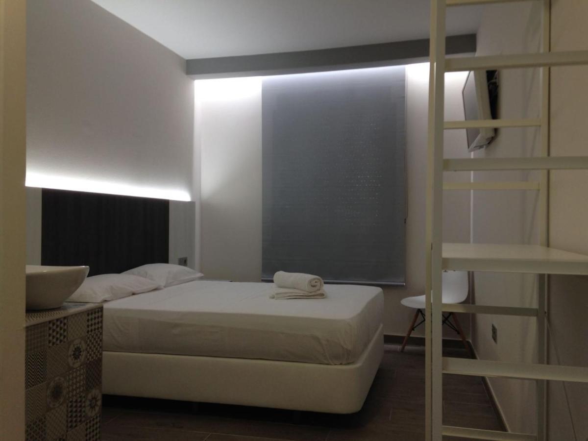 Hostal Letto Dal Mare Valencia Eksteriør billede