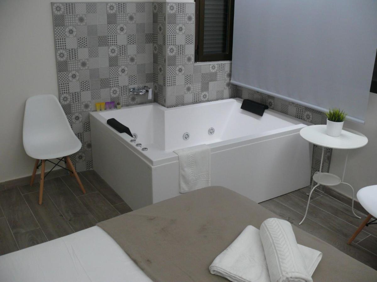 Hostal Letto Dal Mare Valencia Eksteriør billede