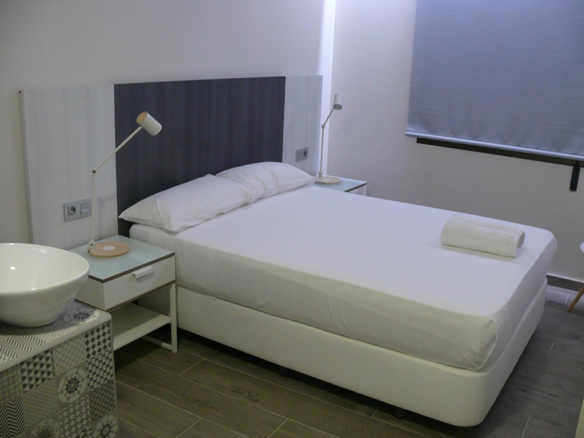 Hostal Letto Dal Mare Valencia Eksteriør billede